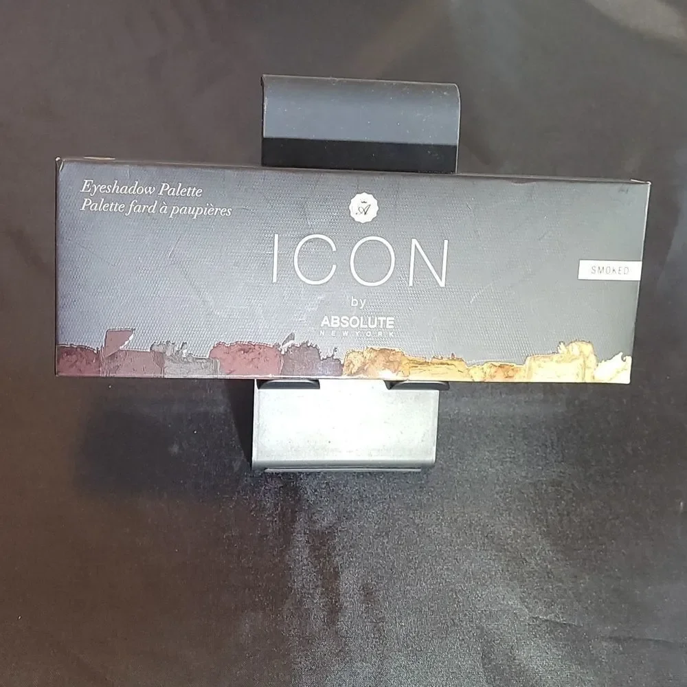 ICON SMOKED COLOR EYESHADOW PALETTE